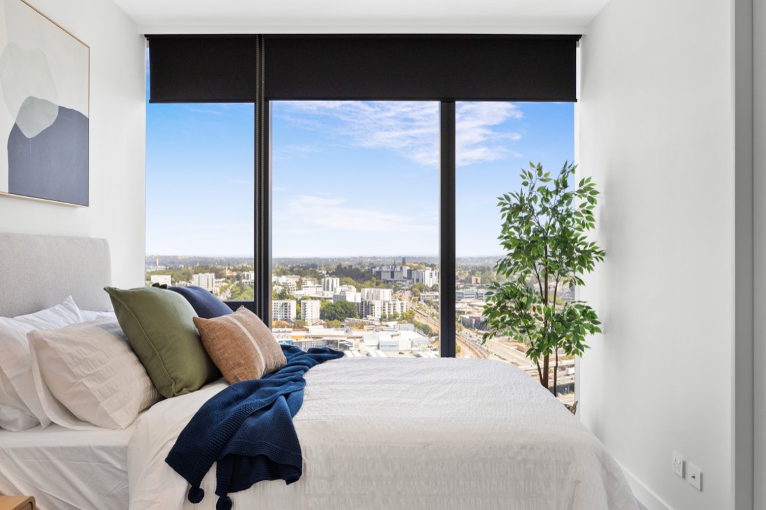 Bedroom on level 24 in apartment 2405